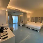Village Eden 3*