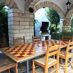Village Eden Ξενοδοχείο 3*