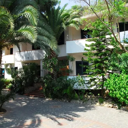 Hotel Village Eden 3*
