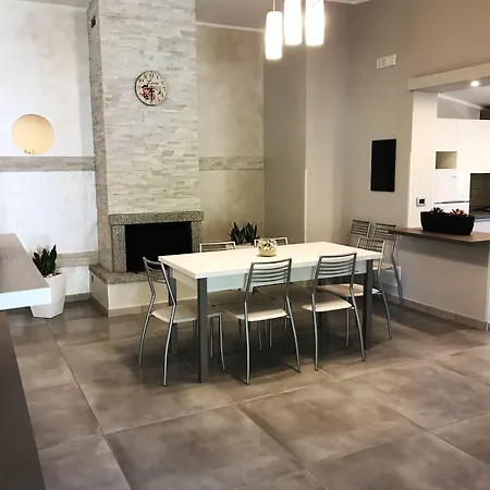 מלון Village Eden קאפו ואטיצ'אנו