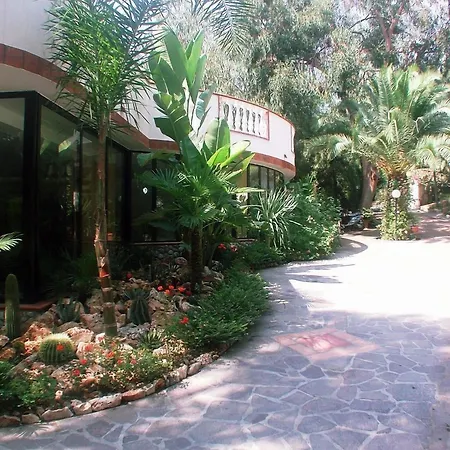 Hotel Village Eden 3*