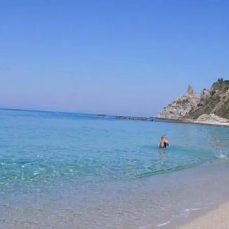 Village Eden קאפו ואטיצ'אנו