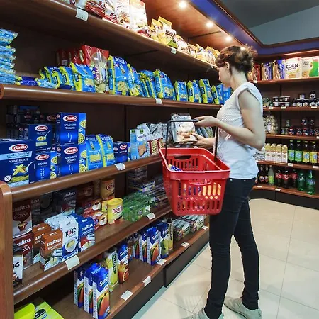 מלון Village Eden קאפו ואטיצ'אנו